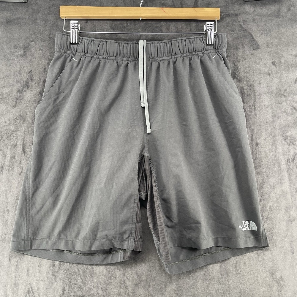 The North Face FlashDry™ Men's Athletic Shorts Gray – Size M